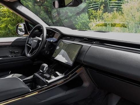 New 2026 Land Rover Range Rover Sport Dynamic SE AWD/4WD image 19