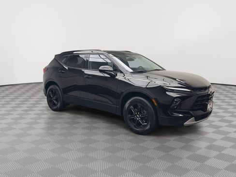 Certified 2024 Chevrolet Blazer LT w/ Convenience Package image 37