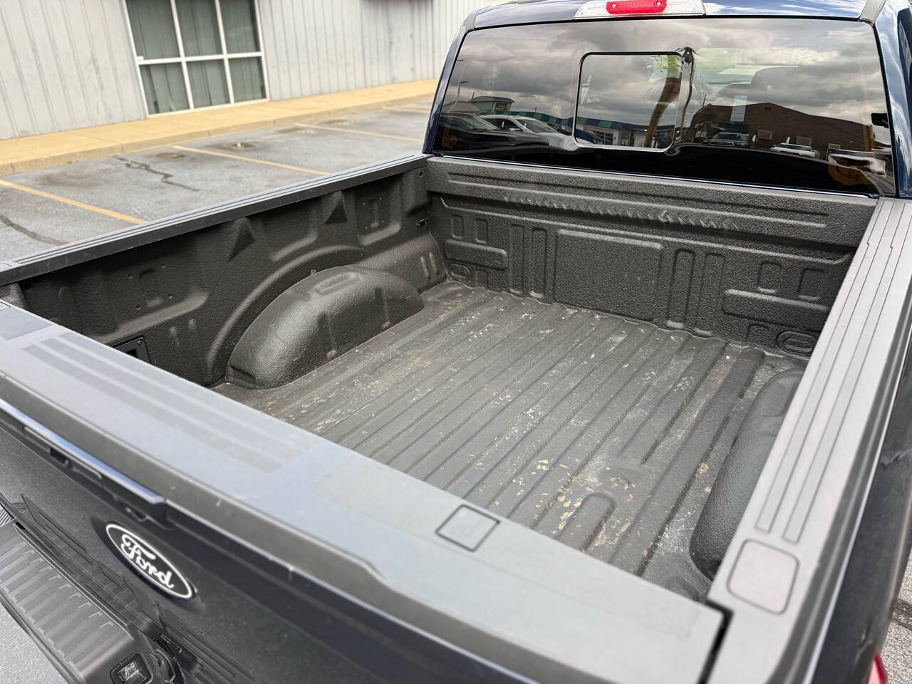 Used 2024 Ford F150 Lariat AWD/4WD image 8