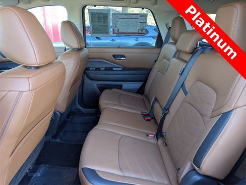 Used 2025 Nissan Pathfinder Platinum w/ Cargo Package image 17
