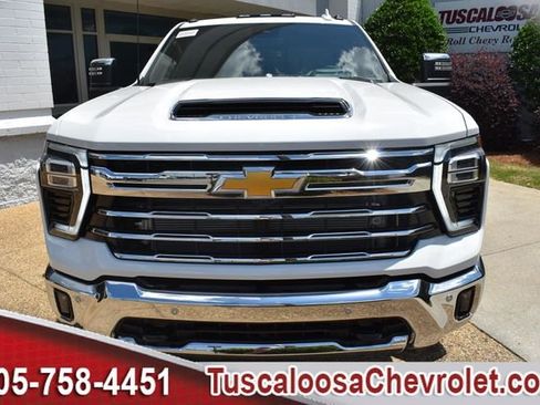 New 2026 Chevrolet Silverado 3500 LTZ w/ LTZ Plus Package AWD/4WD image 4