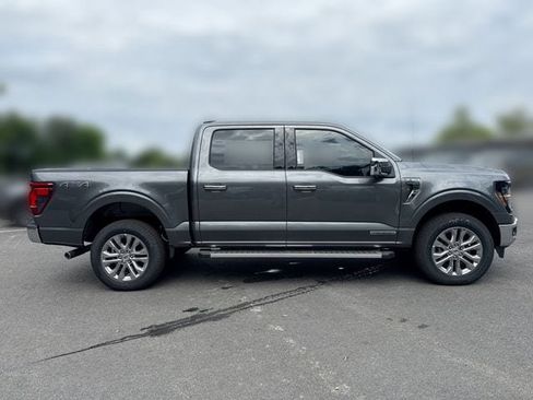 Used 2025 Ford F150 XLT w/ Equipment Group 302A MID AWD/4WD image 9