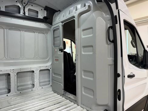 Used 2023 Ford Transit 250 148 High Roof Extended RWD image 25
