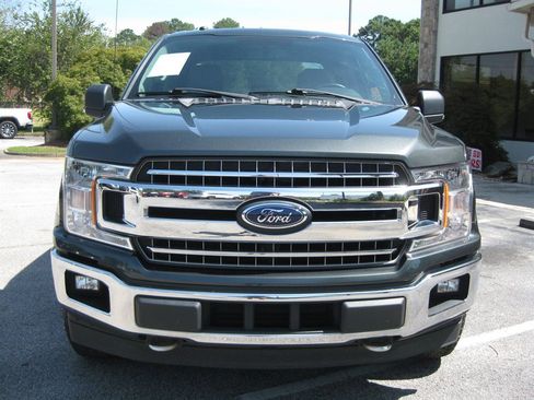 Used 2018 Ford F150 XLT w/ Equipment Group 301A Mid AWD/4WD image 3