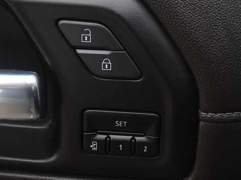 Used 2022 Chevrolet Silverado 3500 High Country AWD/4WD image 19
