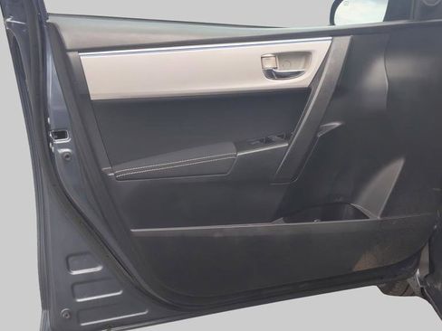 Used 2015 Toyota Corolla LE FWD image 15