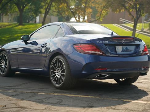 Used 2019 Mercedes-Benz SLC 300 image 3