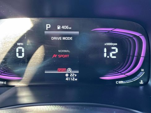 Used 2025 Kia Soul LX image 24