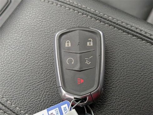 Used 2019 Cadillac XT4 Premium Luxury w/ Enhanced Visibility Package image 35