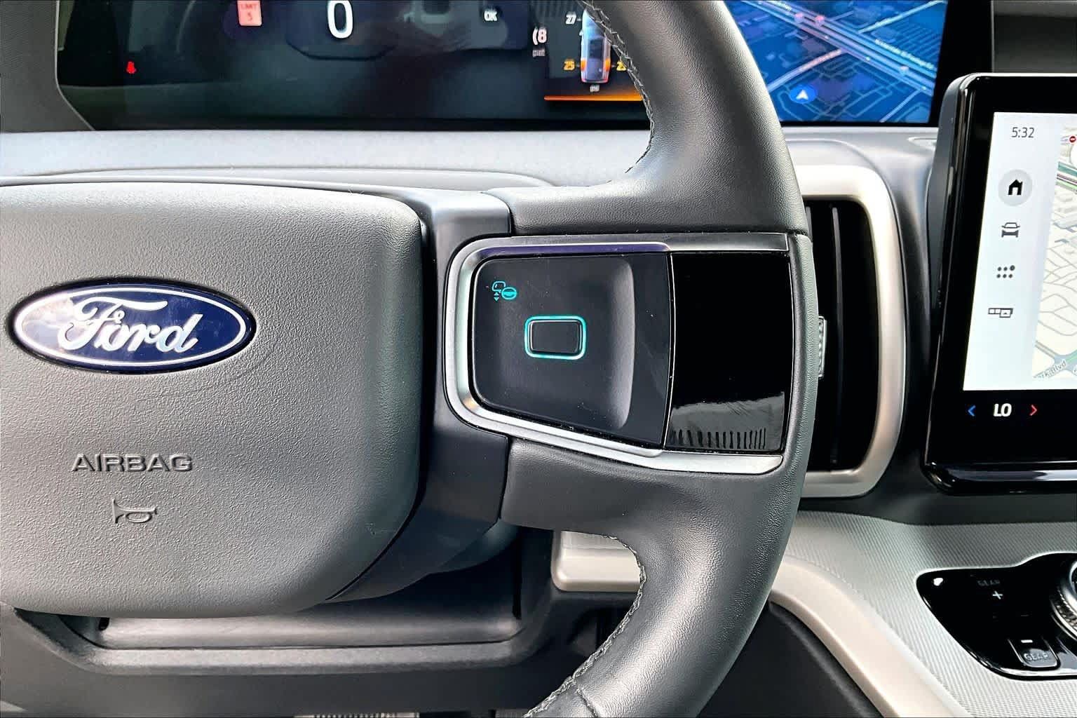 Certified 2025 Ford Expedition Active RWD image 25