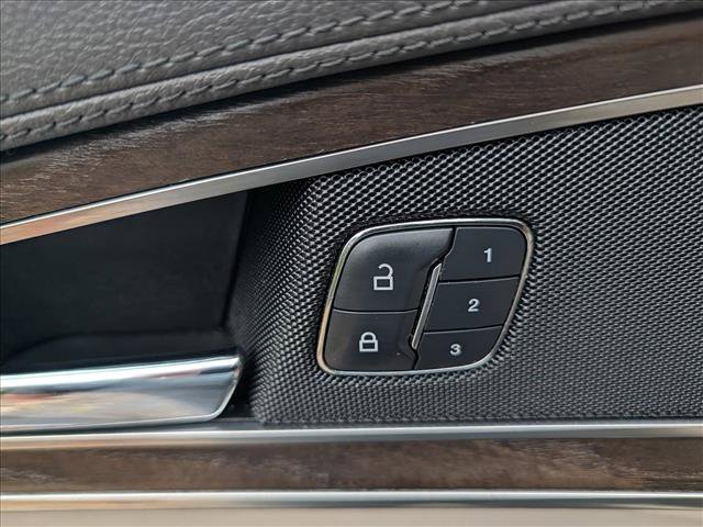 Used 2018 Lincoln MKX Reserve w/ Driver Assistance Package FWD image 31