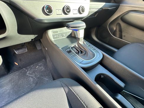 Used 2026 Hyundai Kona SE FWD image 30