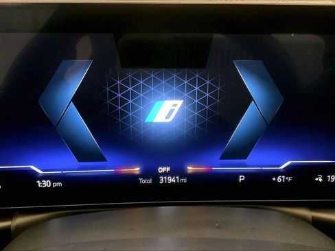 Certified 2023 BMW i4 eDrive40 w/ M Sport Package RWD image 20
