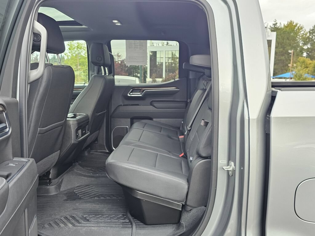 Certified 2024 Chevrolet Silverado 1500 RST w/ Convenience Package II AWD/4WD image 12