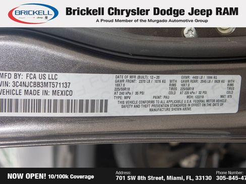 Used 2021 Jeep Compass Latitude image 32