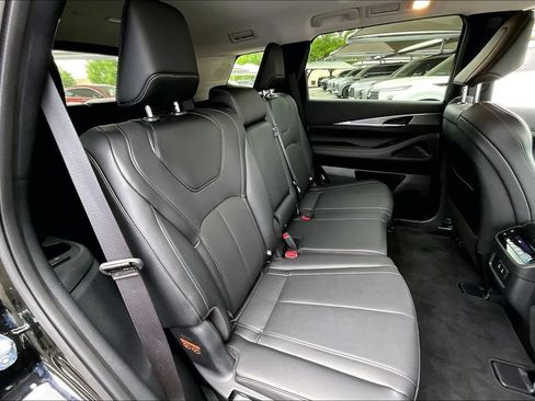 Certified 2026 INFINITI QX60 Pure FWD image 37