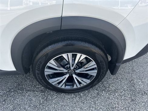 Certified 2023 Nissan Rogue SV w/ SV Premium Package image 11