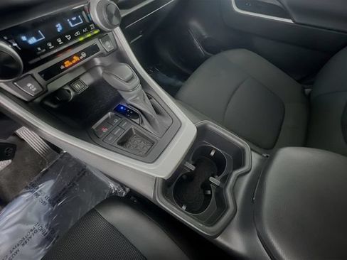 Used 2025 Toyota RAV4 LE FWD image 25