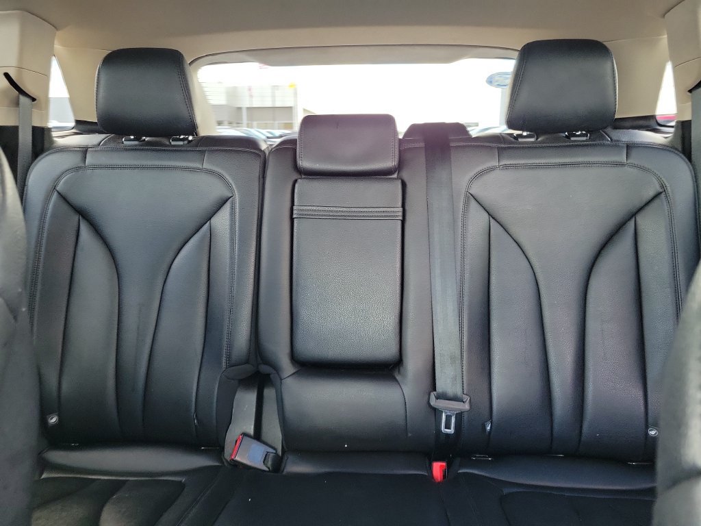 Certified 2023 Lincoln Nautilus FWD w/ Premium Package image 17