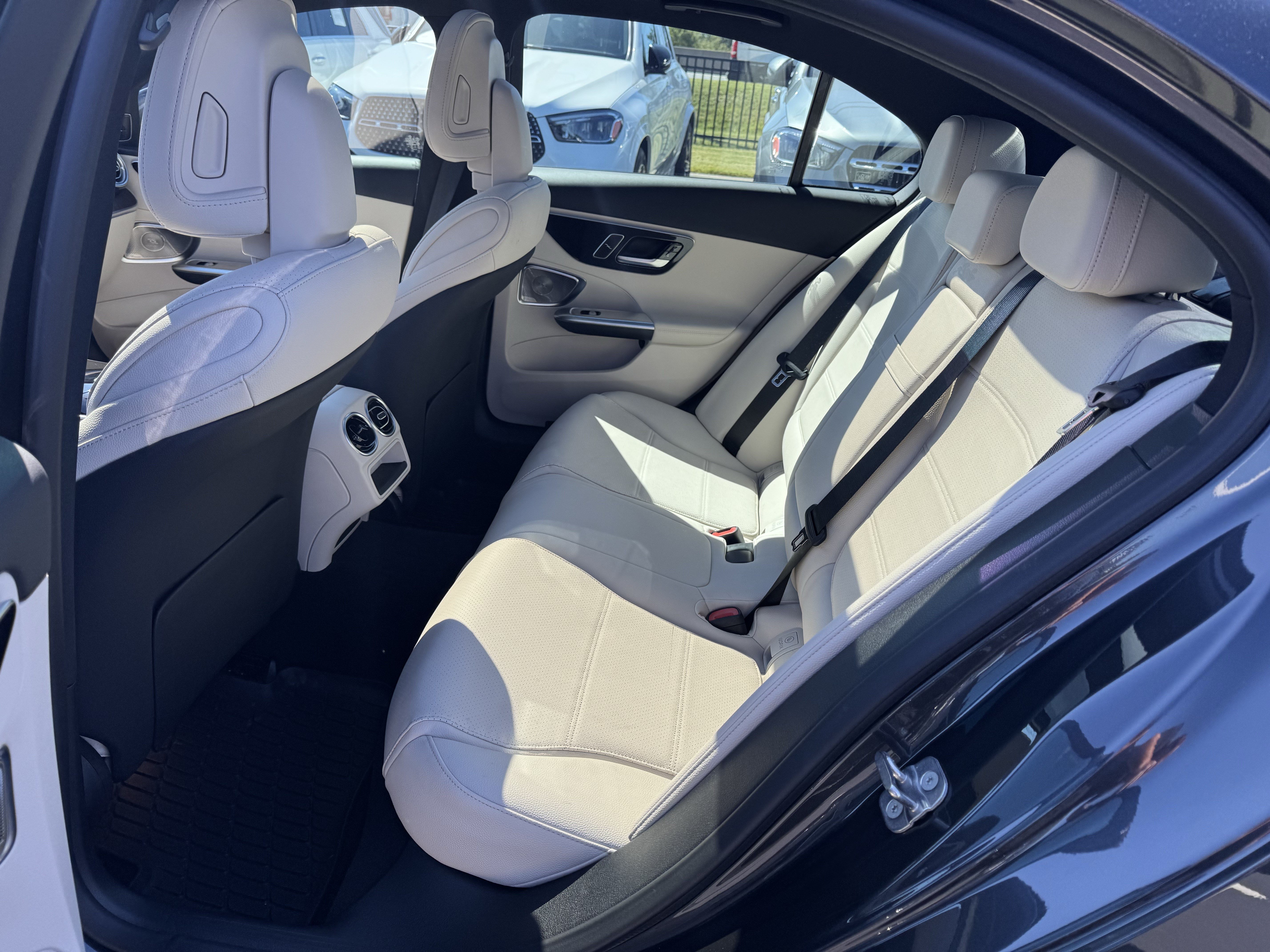 Used 2026 Mercedes-Benz C 300 Sedan image 33