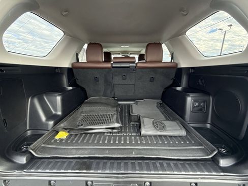Used 2023 Toyota 4Runner Limited image 26