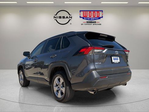 Used 2025 Toyota RAV4 XLE AWD/4WD image 4