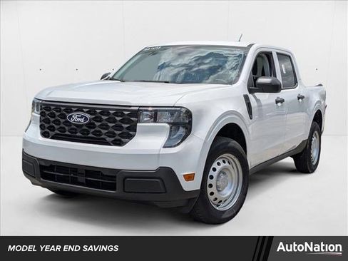 New 2025 Ford Maverick XL image 1