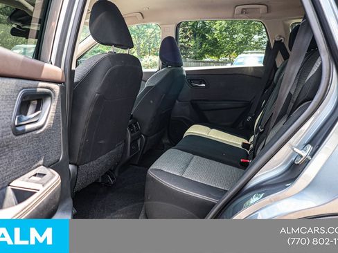 Used 2023 Nissan Rogue SV FWD image 18