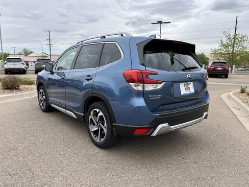 Used 2022 Subaru Forester Touring image 13