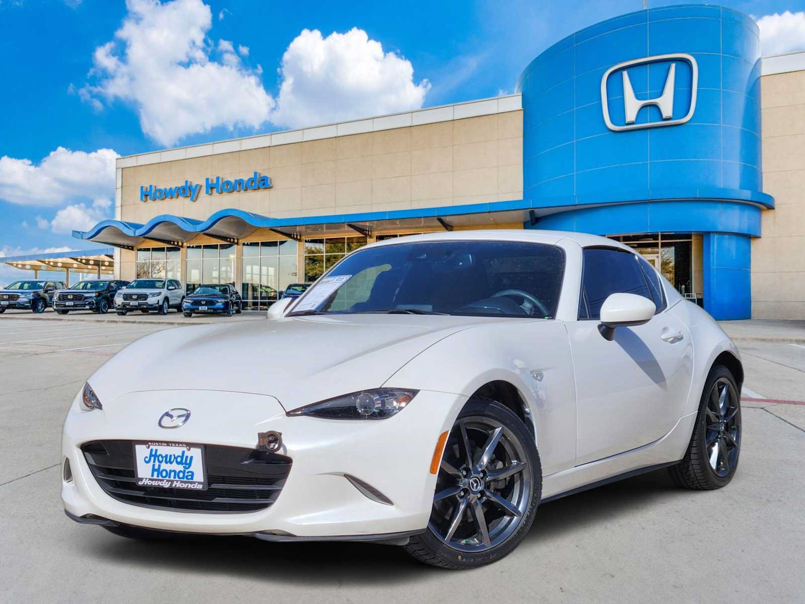 Used 2019 MAZDA MX-5 Miata RF Grand Touring RWD image 1