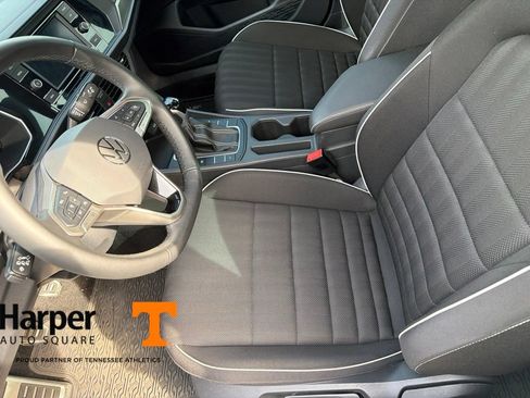 Used 2024 Volkswagen Jetta Sport FWD image 12