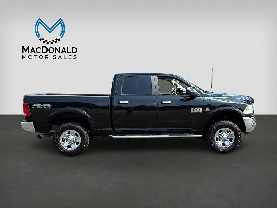 Used 2018 RAM 2500 SLT w/ Off Road Package AWD/4WD image 4