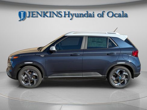 New 2026 Hyundai Venue SEL image 7