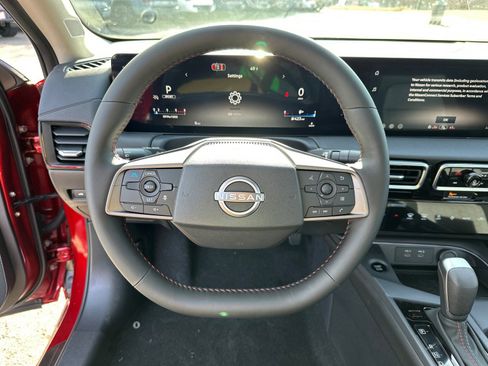 New 2026 Nissan Sentra SR w/ SR Premium Package FWD image 25