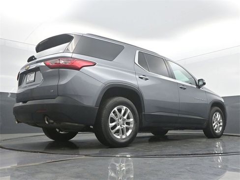 Used 2020 Chevrolet Traverse LT w/ Driver Confidence II Package image 53