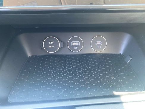 Used 2026 Genesis G70 2.5T RWD image 23