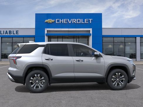 New 2027 Chevrolet Equinox LT w/ Convenience Package II AWD/4WD image 5