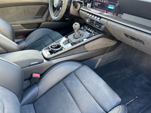 Certified 2022 Porsche 911 GT3 image 13