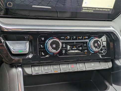 New 2026 GMC Sierra 3500 Denali w/ Denali Reserve Package image 24