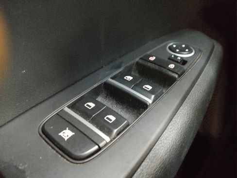 Used 2023 Kia Forte LXS w/ LXS Technology Package FWD image 27