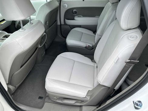 New 2026 Hyundai Palisade Limited FWD image 21