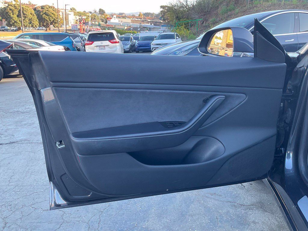 Used 2018 Tesla Model 3 Performance AWD/4WD image 22