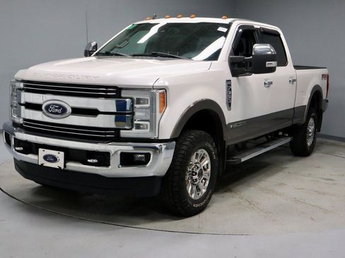 Used 2019 Ford F350 Lariat w/ Lariat Ultimate Package image 8