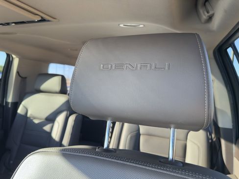 Used 2016 GMC Yukon XL Denali w/ Open Road Package image 25