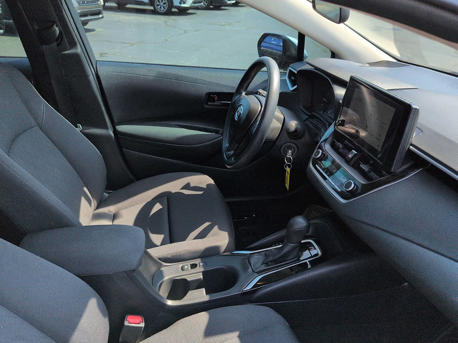 Used 2024 Toyota Corolla LE FWD image 10