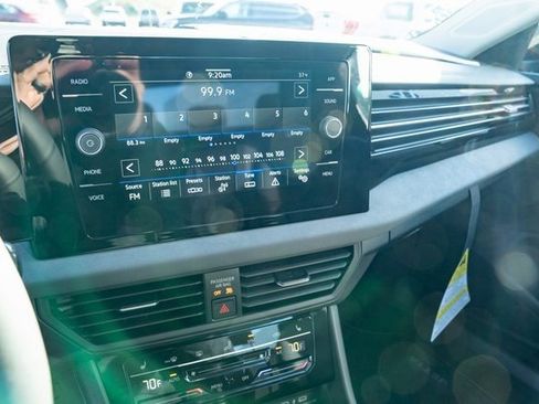 New 2026 Volkswagen Jetta SE image 20