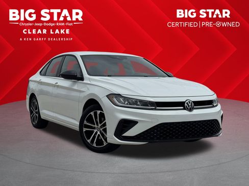 Used 2025 Volkswagen Jetta Sport FWD image 1