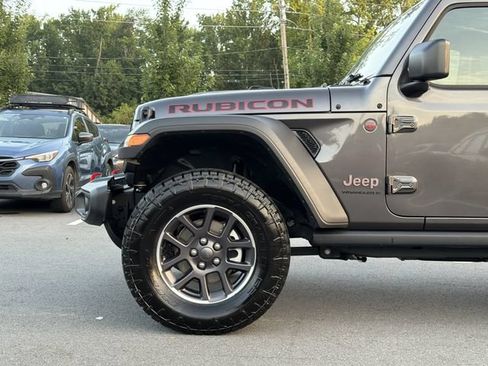 Used 2025 Jeep Wrangler Unlimited Rubicon AWD/4WD image 9