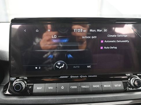 Used 2023 Kia Seltos SX w/ SX Sunroof Package image 13