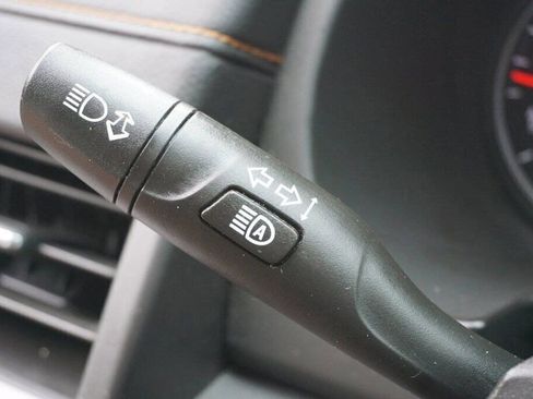 Used 2024 GMC Terrain AT4 image 25